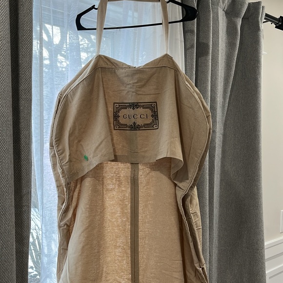GUCCI GARMENT LINEN TRAVEL BAG BRAND NEW APROX 60 inches length x 34 inches wide - Picture 4 of 6